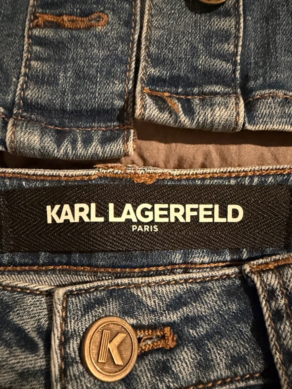 Karl Lagerfeld Ladies Two-Piece Denim Set in Light Blue Wash - Picture 3 of 8